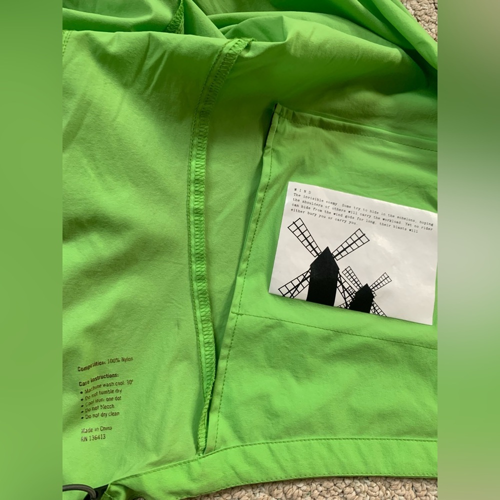 Rapha Womens Core Wind Jacket Small - image 7